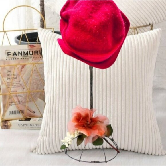 Vintage Wool Cloche Hat with Flower Accent piece 1920's/1930's Style- Red - Picture 5 of 16